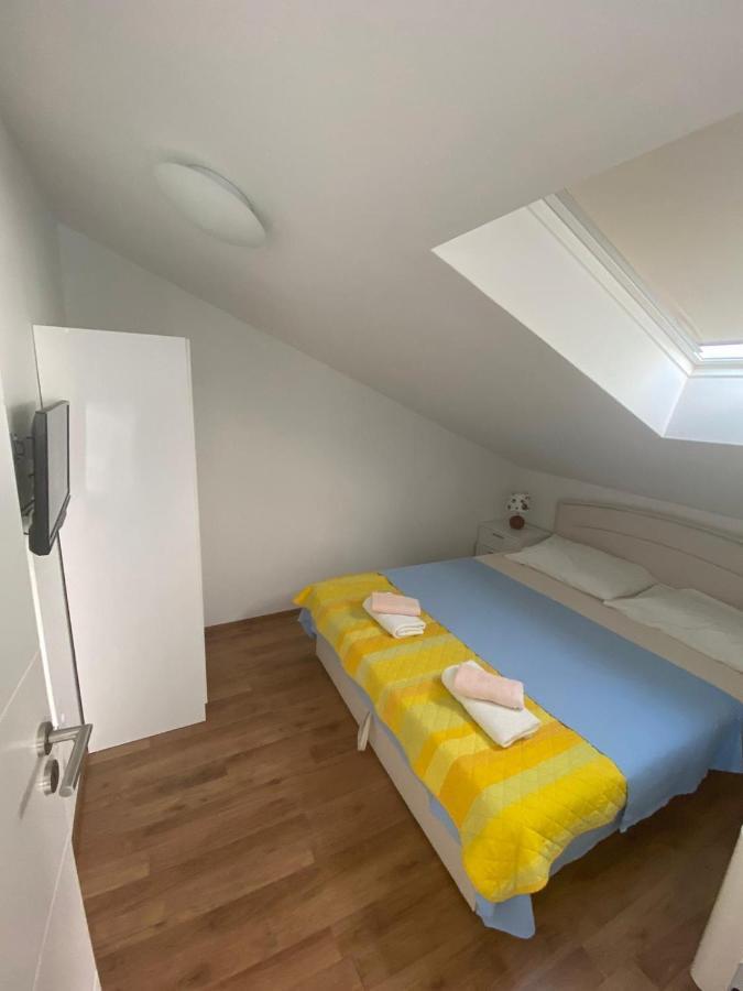 Genesis 4 Apartment โตรกีร์ ภายนอก รูปภาพ