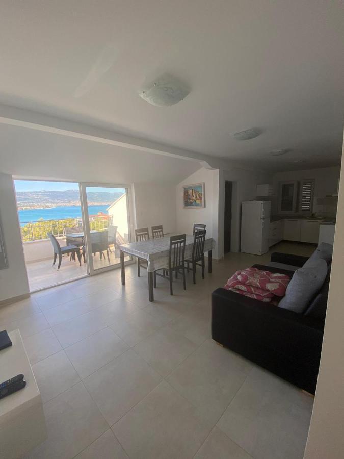 Genesis 4 Apartment โตรกีร์ ภายนอก รูปภาพ