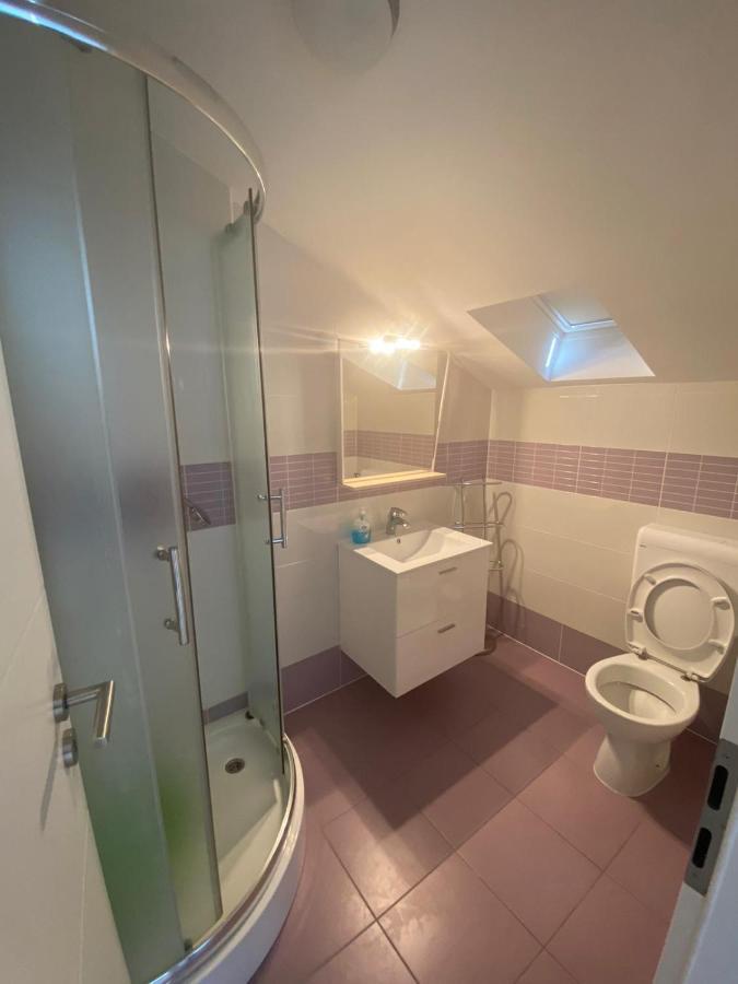 Genesis 4 Apartment โตรกีร์ ภายนอก รูปภาพ